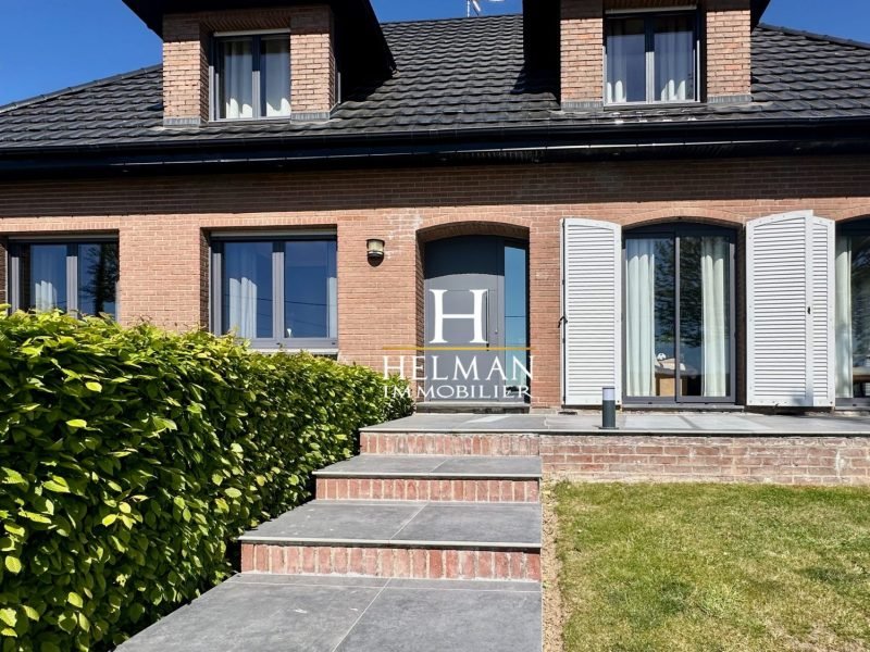 maison-individuelle-9-pieces-2600m2-esquelbecq-flandre-1777568890-VM3477_50_original